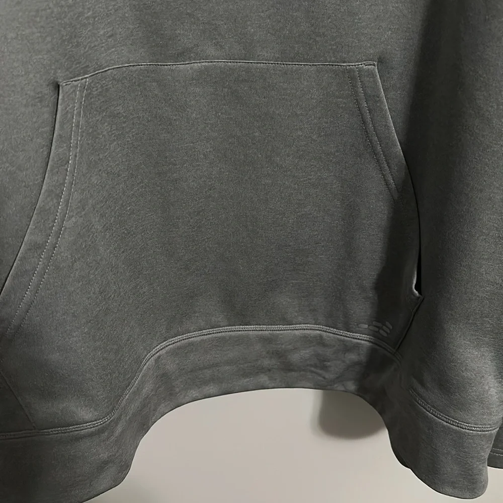 BCG Gray Sweatshirt Classic Pullover with front pocket 100% soft polyester gray - Picture 3 of 4